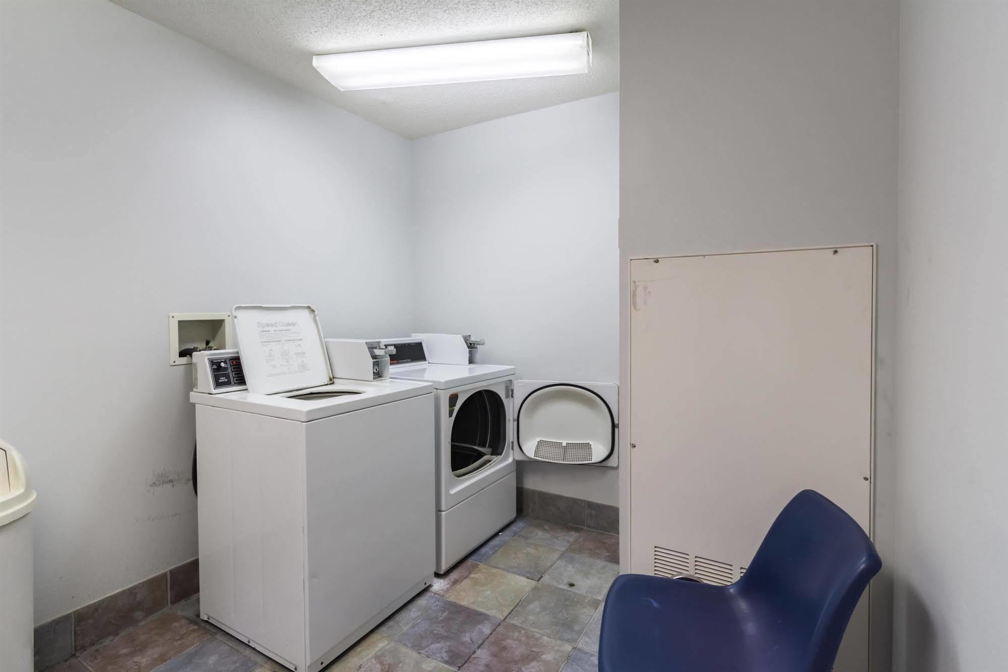Motel 6-Milan, Oh - Sandusky エクステリア 写真
