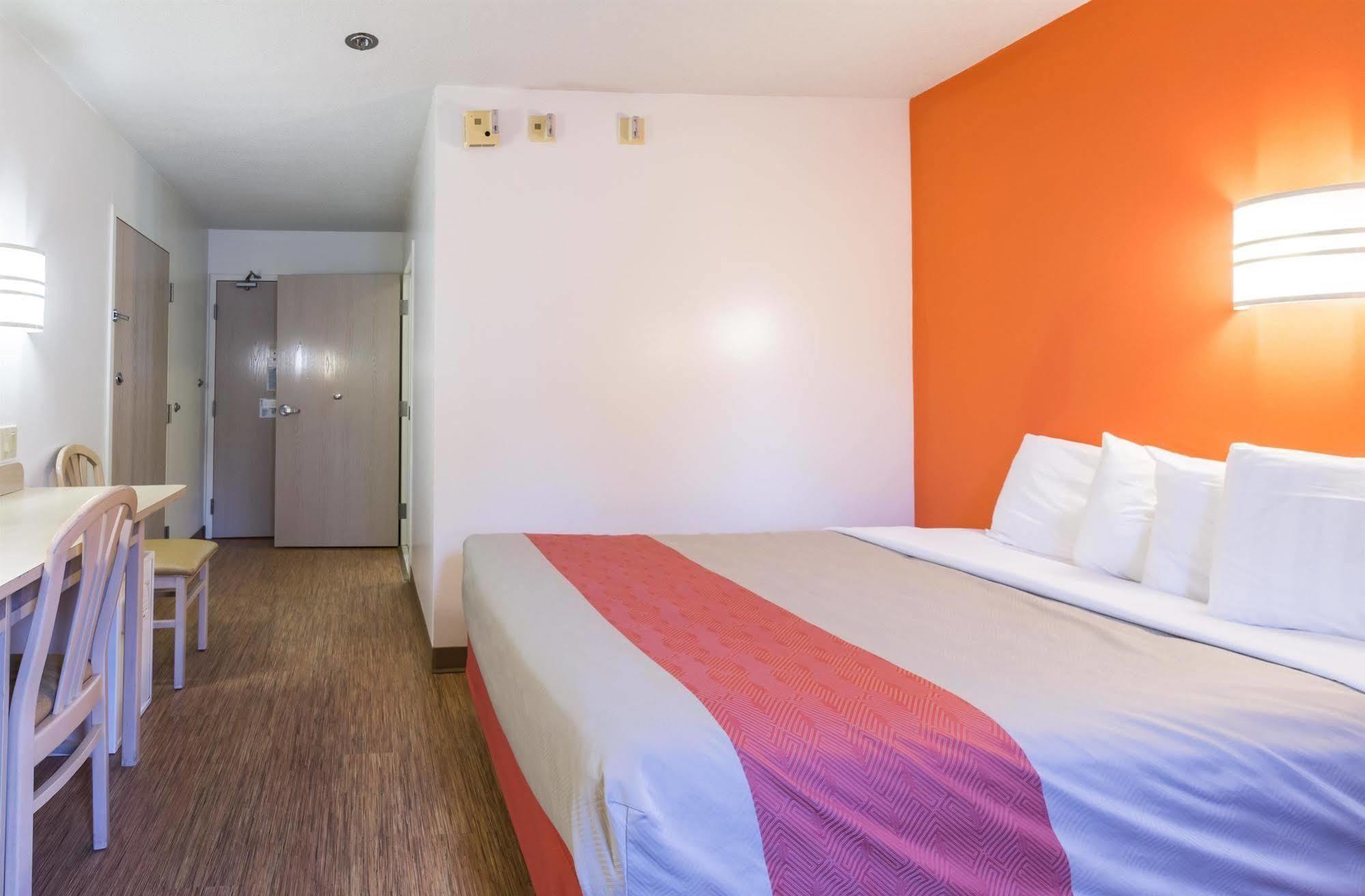 Motel 6-Milan, Oh - Sandusky エクステリア 写真