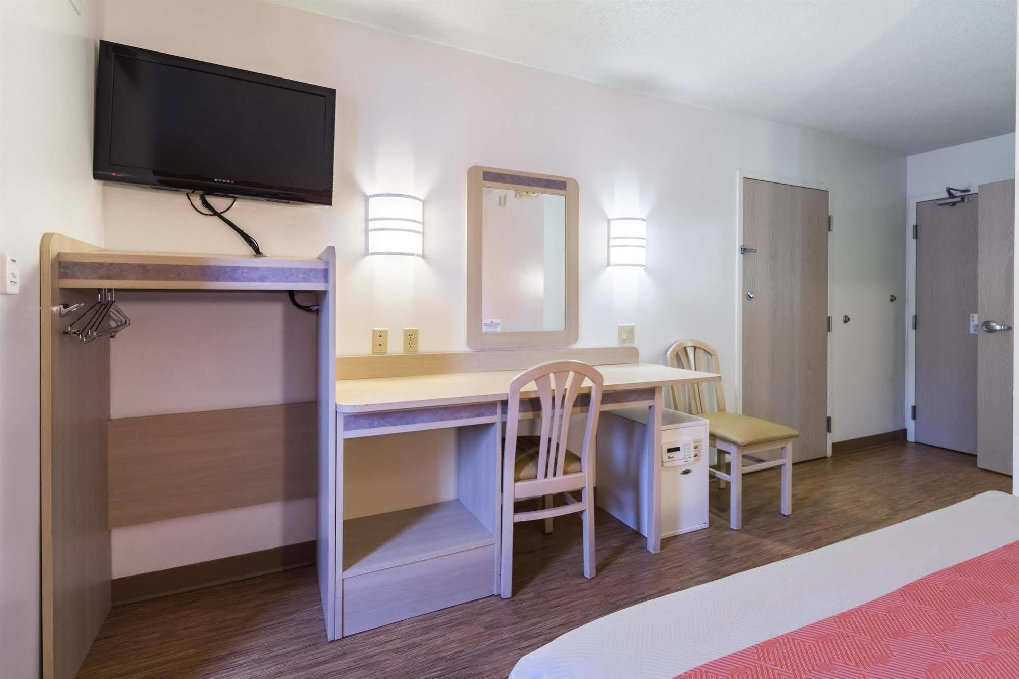 Motel 6-Milan, Oh - Sandusky エクステリア 写真